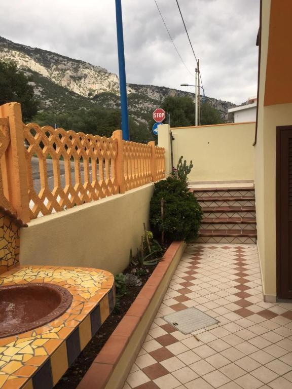 Affittacamere Casa Del Sole Cala Gonone Buitenkant foto