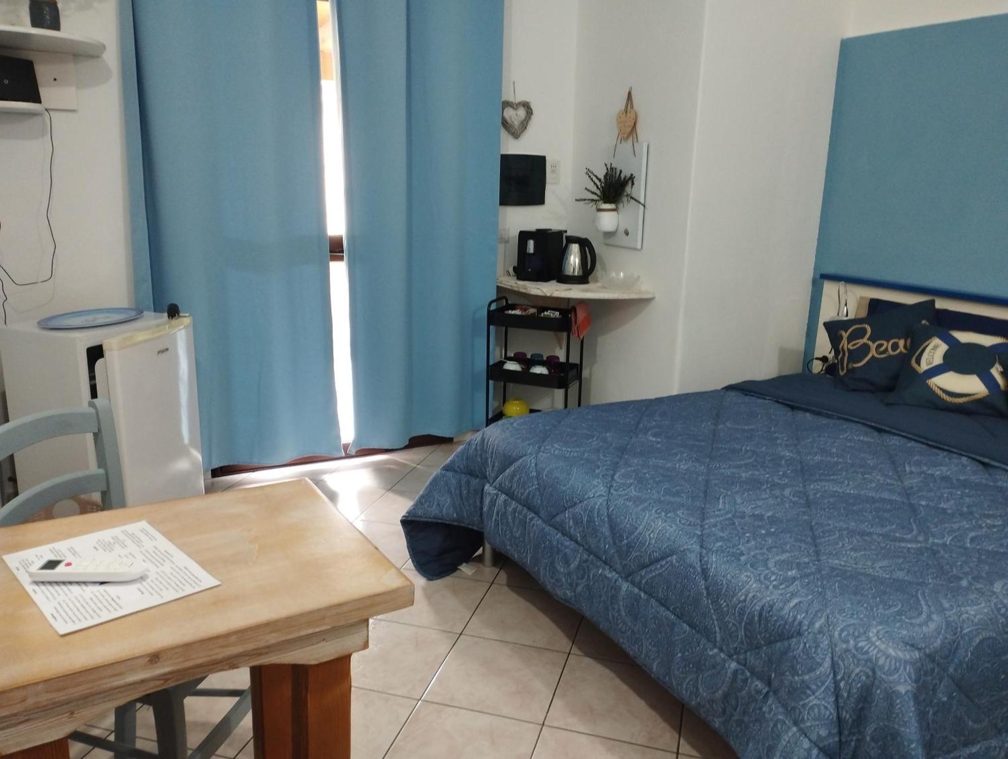 Affittacamere Casa Del Sole Cala Gonone Buitenkant foto